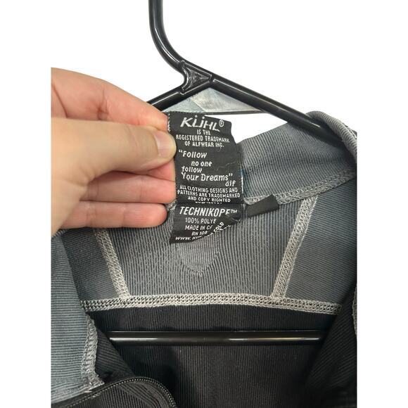 KUHL Tech 1/4 Zip Gray Knit Shirt M Hiking Gorpcore Outdoor Performance Layer - Picture 8 of 9